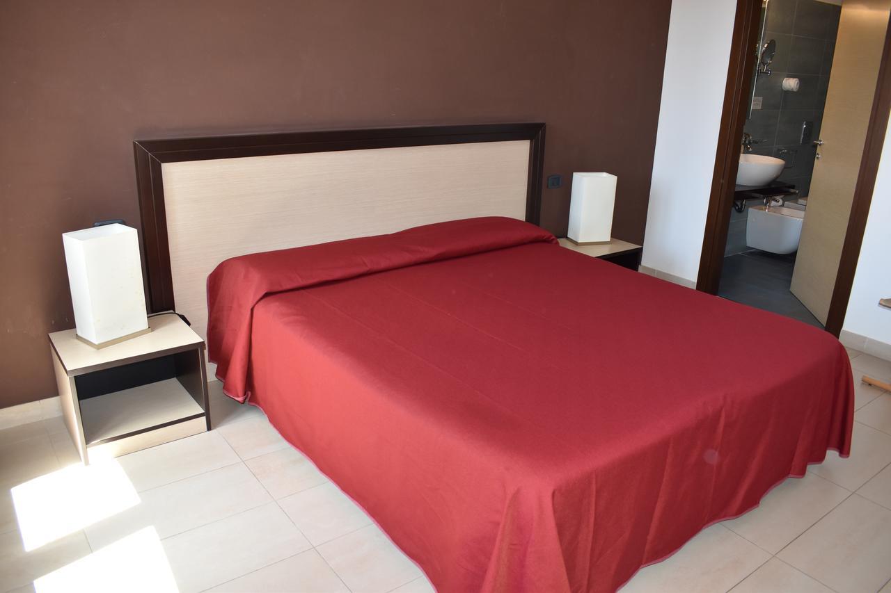 Hotel Il Portico Favignana Kültér fotó
