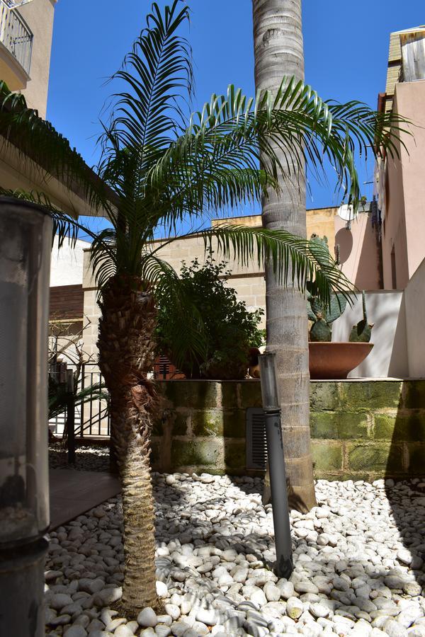 Hotel Il Portico Favignana Kültér fotó