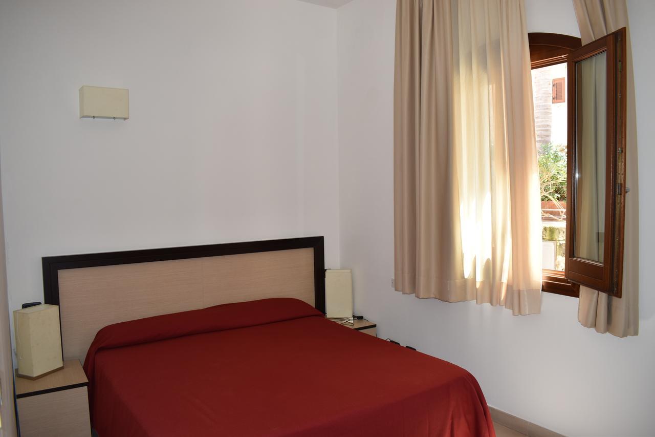 Hotel Il Portico Favignana Kültér fotó