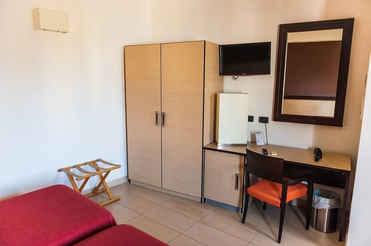 Hotel Il Portico Favignana Kültér fotó